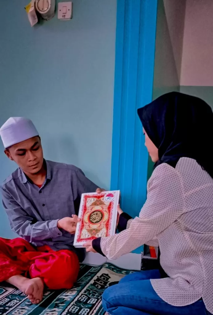 Penyaluran wakaf Al Quran