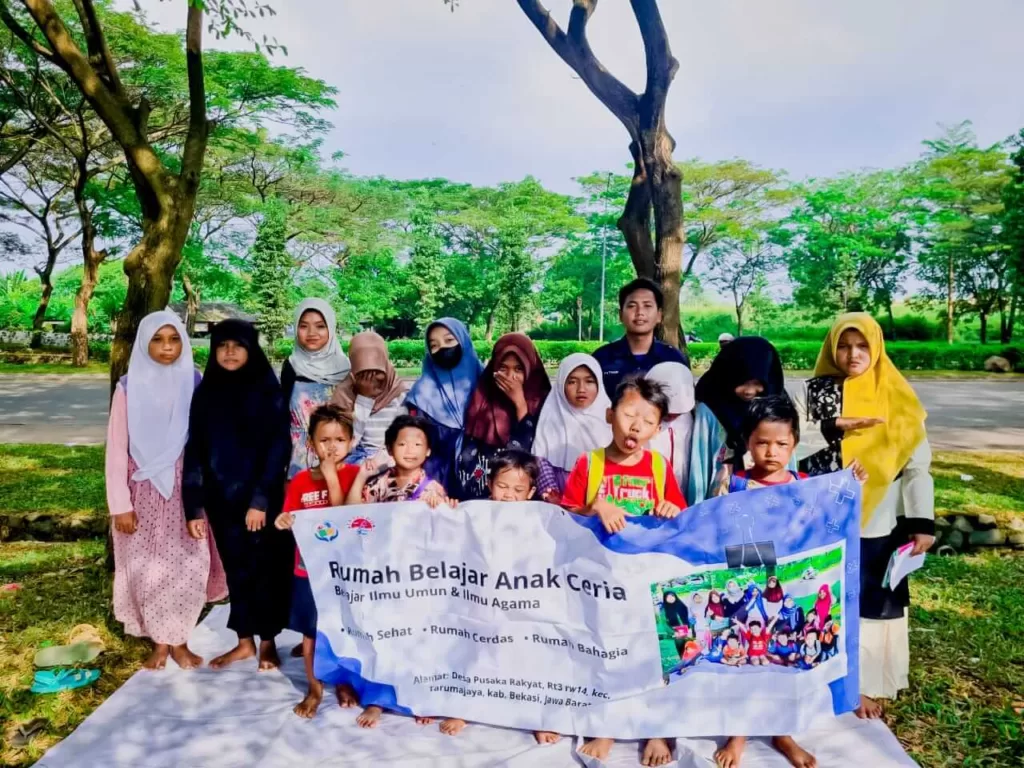 kegiatan bimbingan belajar bersama anak jalanan