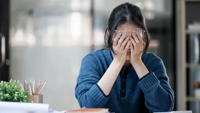 8 Kebiasaan Dapat Merusak Otak