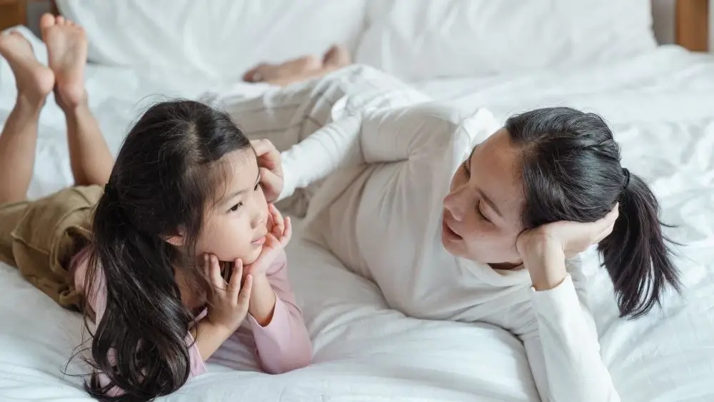 anak dan ibu Yayasan Lazuardi Indonesia