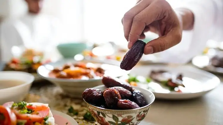 keutamaan makan sahur